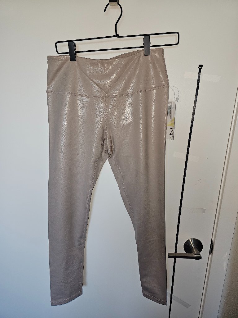 Nwt Zella Gray/Tan Shiny High-Waisted 7/8 Length Leggings Size Medium